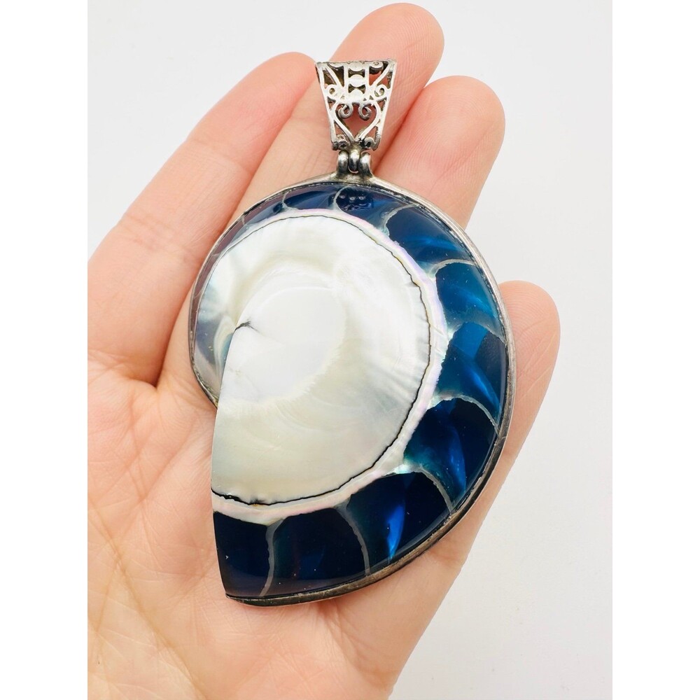 Sterling silver nautilus Shell pendant